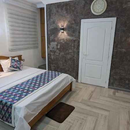 Happy House - Cosy Apartment With Private Pool And Walking Distance To Blue Bay Beach エクステリア 写真