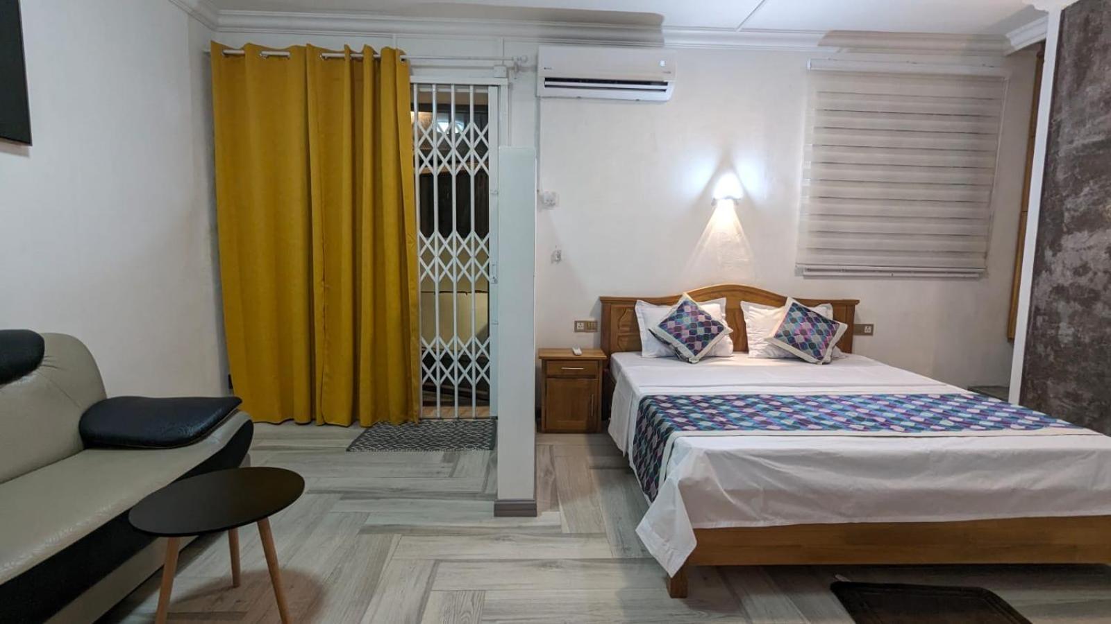 Happy House - Cosy Apartment With Private Pool And Walking Distance To Blue Bay Beach エクステリア 写真