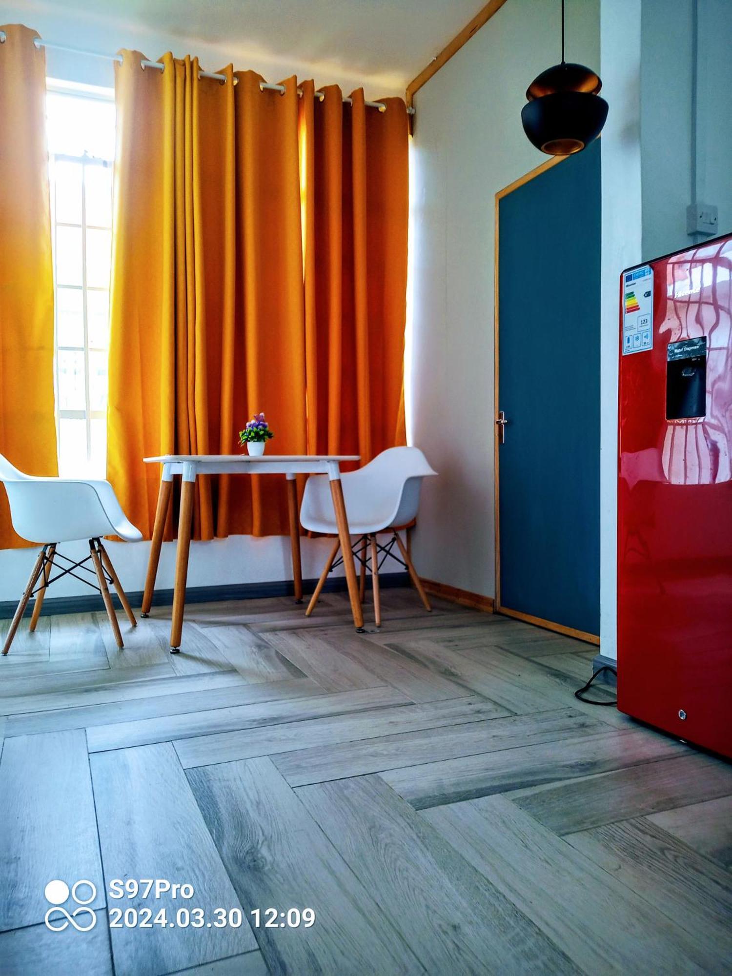 Happy House - Cosy Apartment With Private Pool And Walking Distance To Blue Bay Beach エクステリア 写真